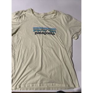 Patagonia Shirt Womens Medium Short Sleeve Crew Neck Pullover Lightweight Casual